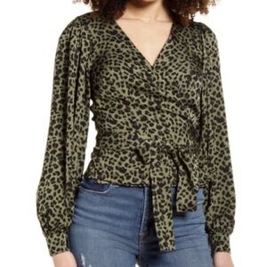 NWT Good American Leopard Wrap Top